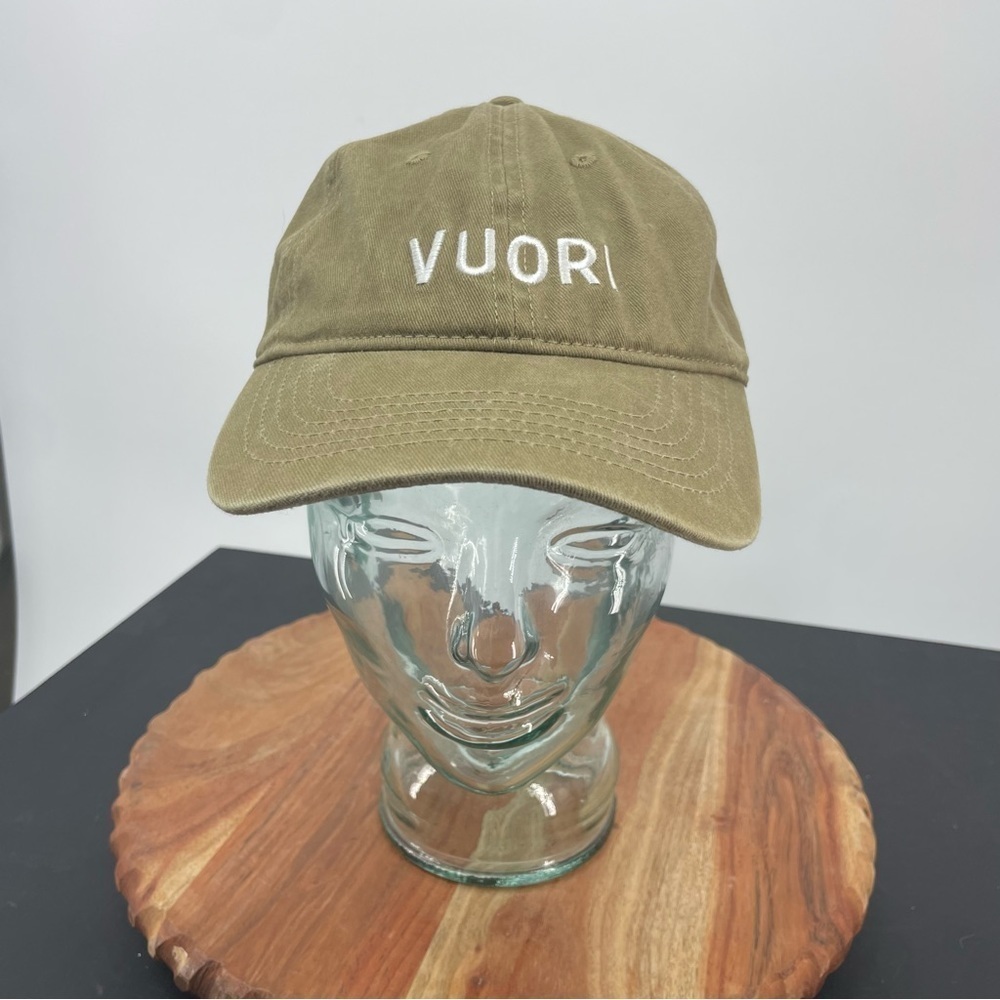 Vuori Ball‎ Cap Adult green Beige Cotton Adjustable Strapback Baseball Hat
